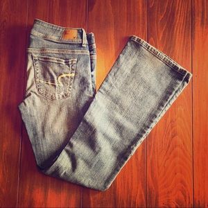 AEO Distressed Original Boot - size 6